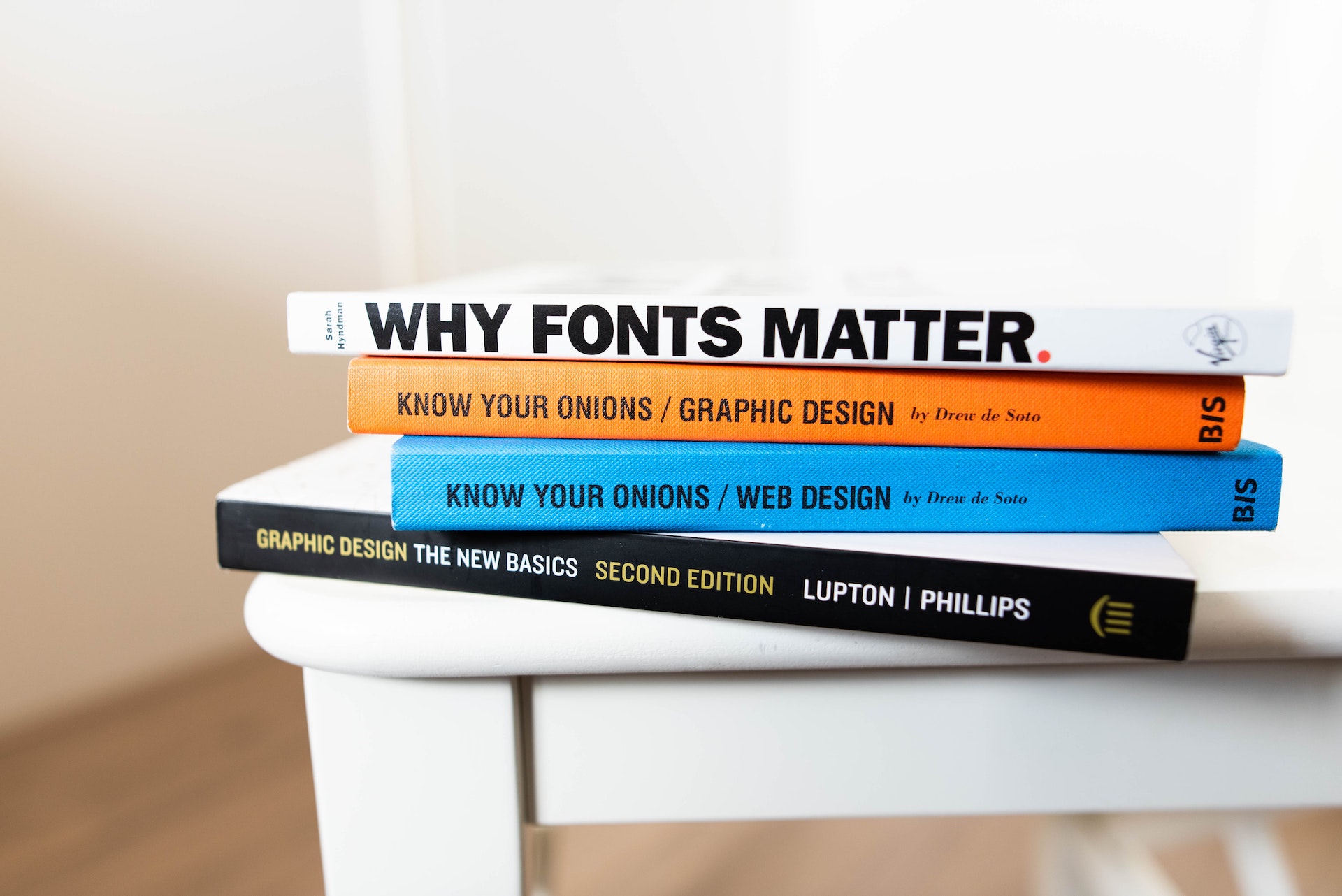 All Things Content is a female owned, boutique digital marketing agency providing thoughtfully curated content solutions for small business owners and offering branded photography and graphic design.